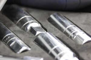 tool, socket wrench, motor vehicle assembly, workshop, nuts, car mechanic, assembly, dismantling, automotive repair, to solve, repair, automobile, disassemble